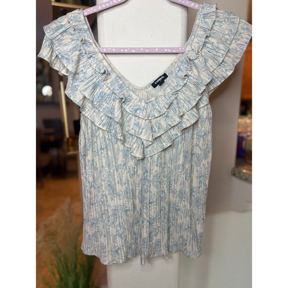 Express Women's V-Neck Ruffle Floral Top Size M 6-10 - Picture 2 of 5